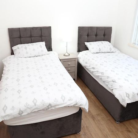 Cosy 3-Bed Bungalow Nec Airport Close To Amenities 버밍엄 외부 사진